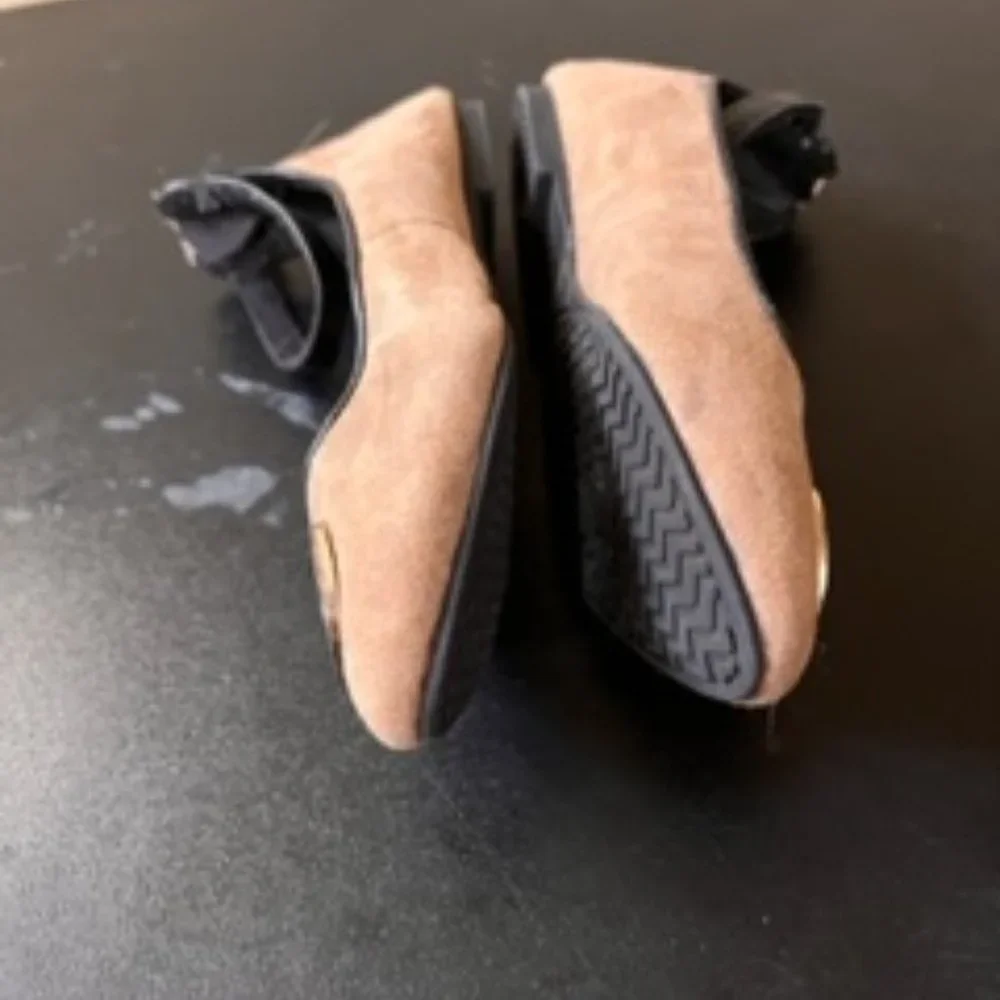 Michael Kors size 11 tan ankle strap flats